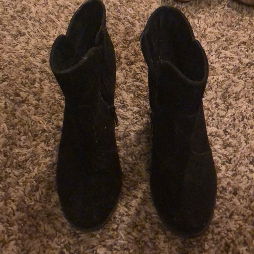 black booties